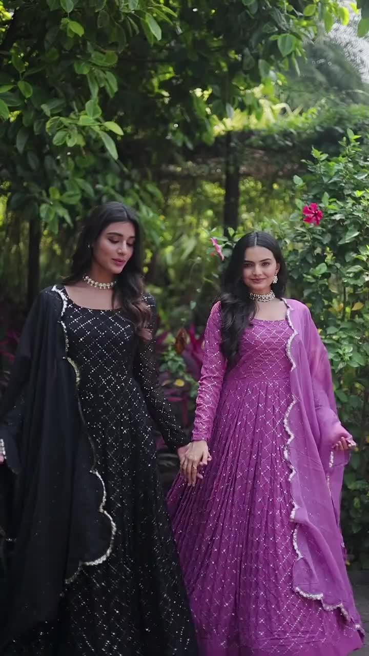 Bridal Dupattas With Fringe For That Traditional Elegance | Pakistani fancy  dresses, Bridal dress fashion, Pakistani wedding outfits