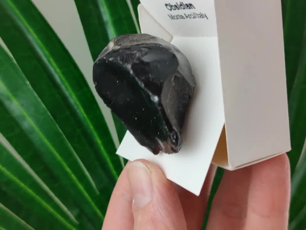 天然黒曜石、黒曜石クリスタル、天然クリスタル、天然カイヤナイト