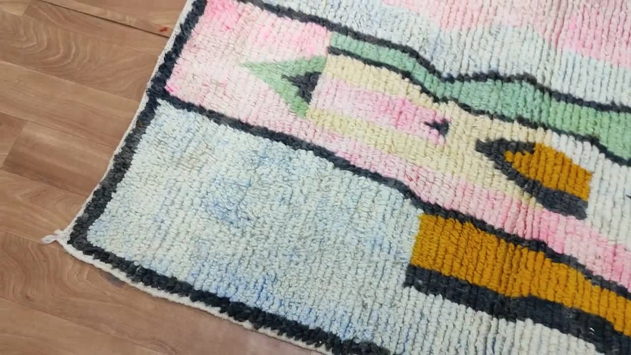 【希少・手織り】モロッコ製 ベルベルラグ／ハンドメイド・未使用 ヴィンテージ ベルベルラグ：手織りモロッコカーペット、幾何学模様