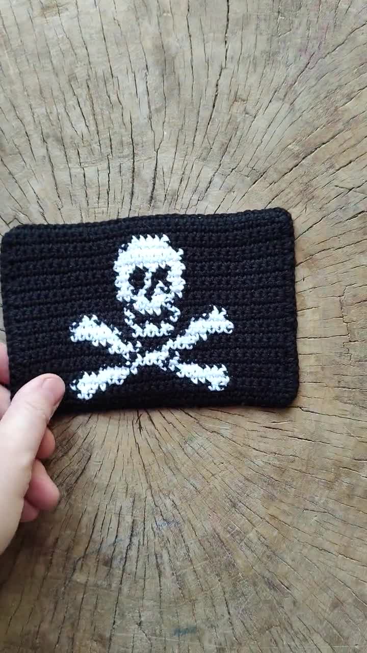 Jolly Roger Crochet Pattern: Skull & Crossbones Applique