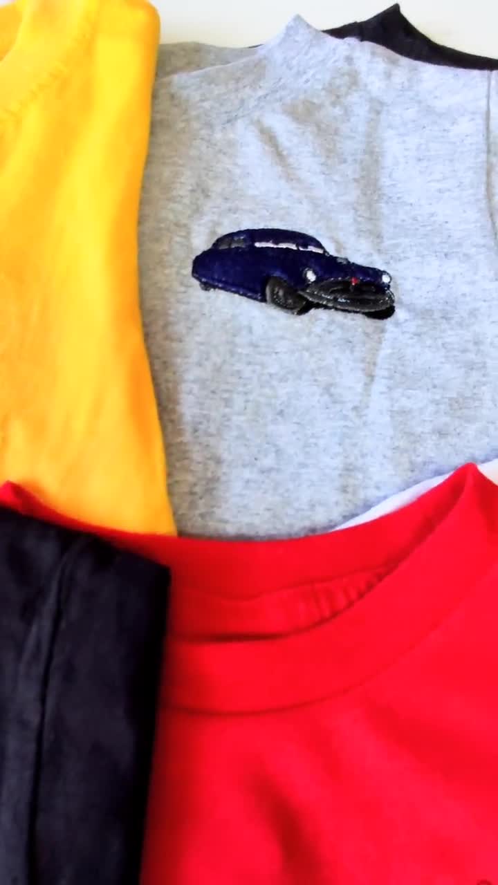 Sudadera bordada de Rayo McQueen, sudadera de cuello redondo para niños pequeños de la película Cars, camiseta de cumpleaños para niño video poster