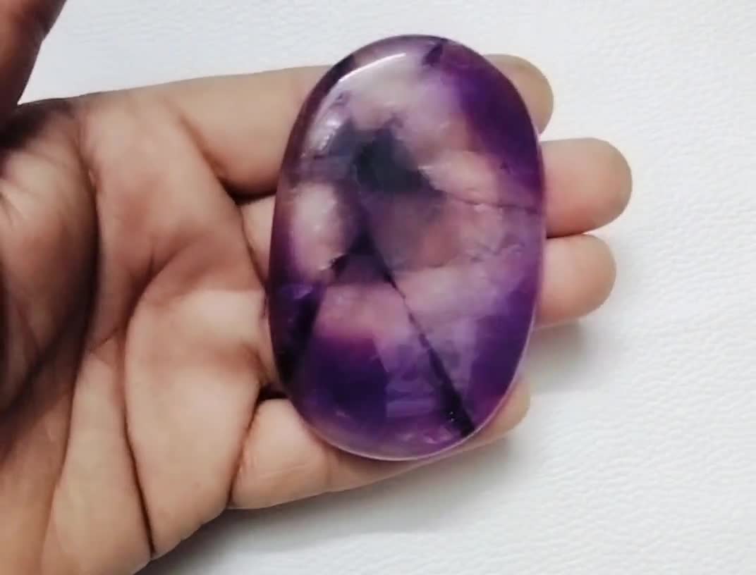 天然アメジスト カテフラ カボション：オーバルパープルジェムストーン