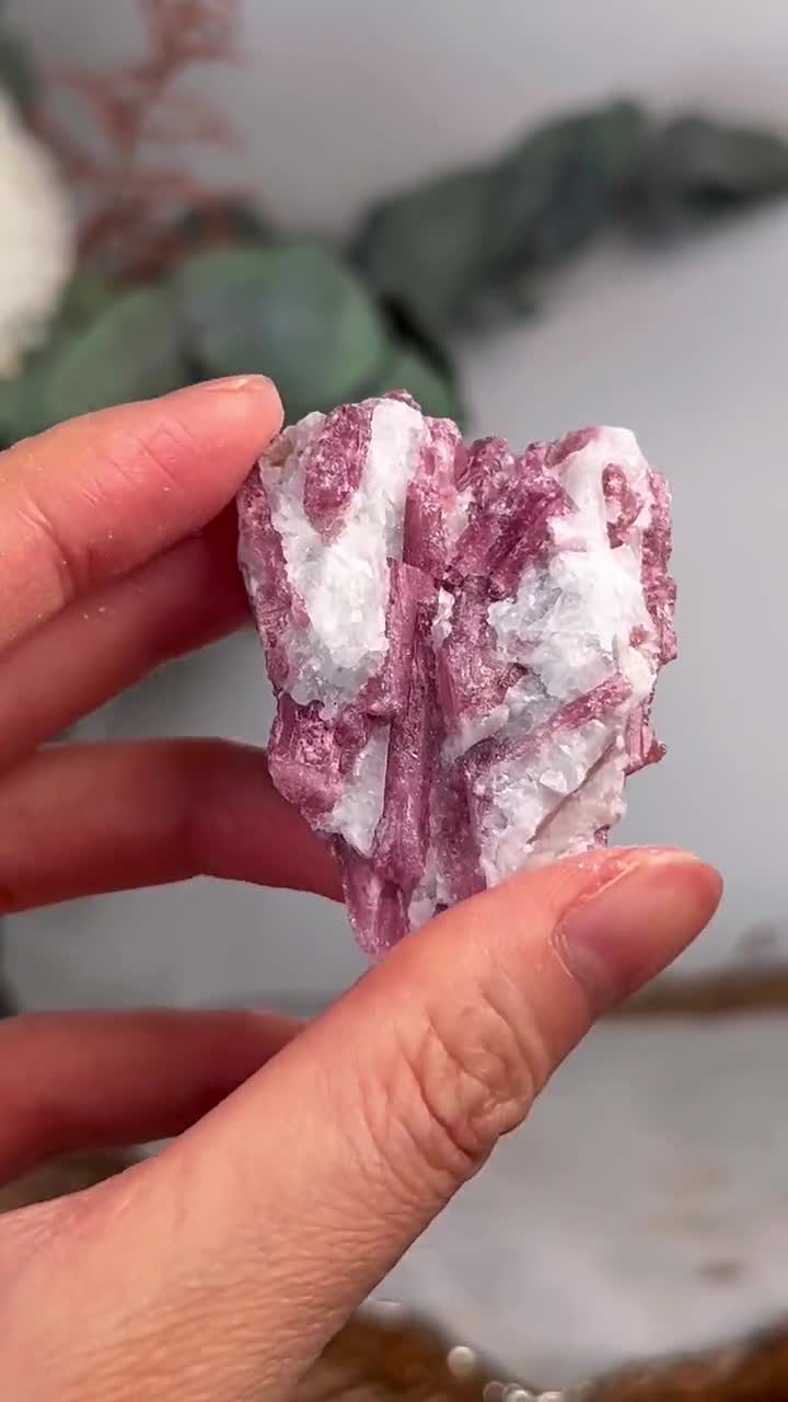 グレードAA天然ピンクトルマリン、アクアマリン、愛と静寂の調和のとれ