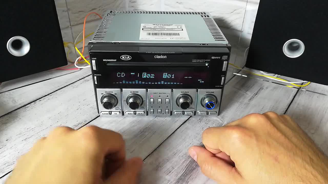 Car Radio 2-din Receiver Kia Clarion WXZ468RMP CD/MP3 Changer for