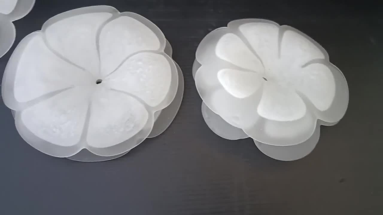 Lustre en verre de Murano avec fleurs et feuilles