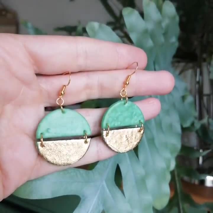 Willow — Green jade stone hoop earrings