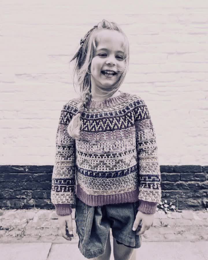 Mosaic Jumper Mommy & Mini Set Crochet PATTERNS >> Mosaic