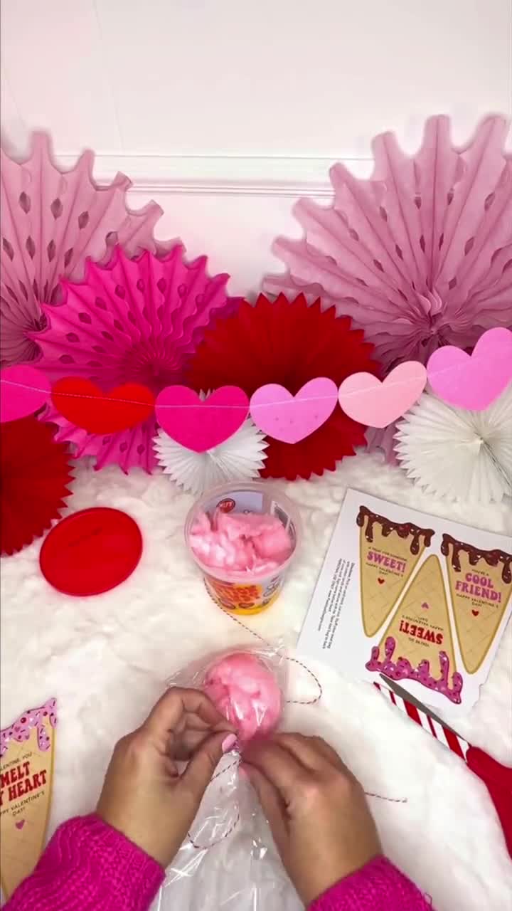 Cute Cotton Candy Classroom Valentine Idea – Fun-Squared