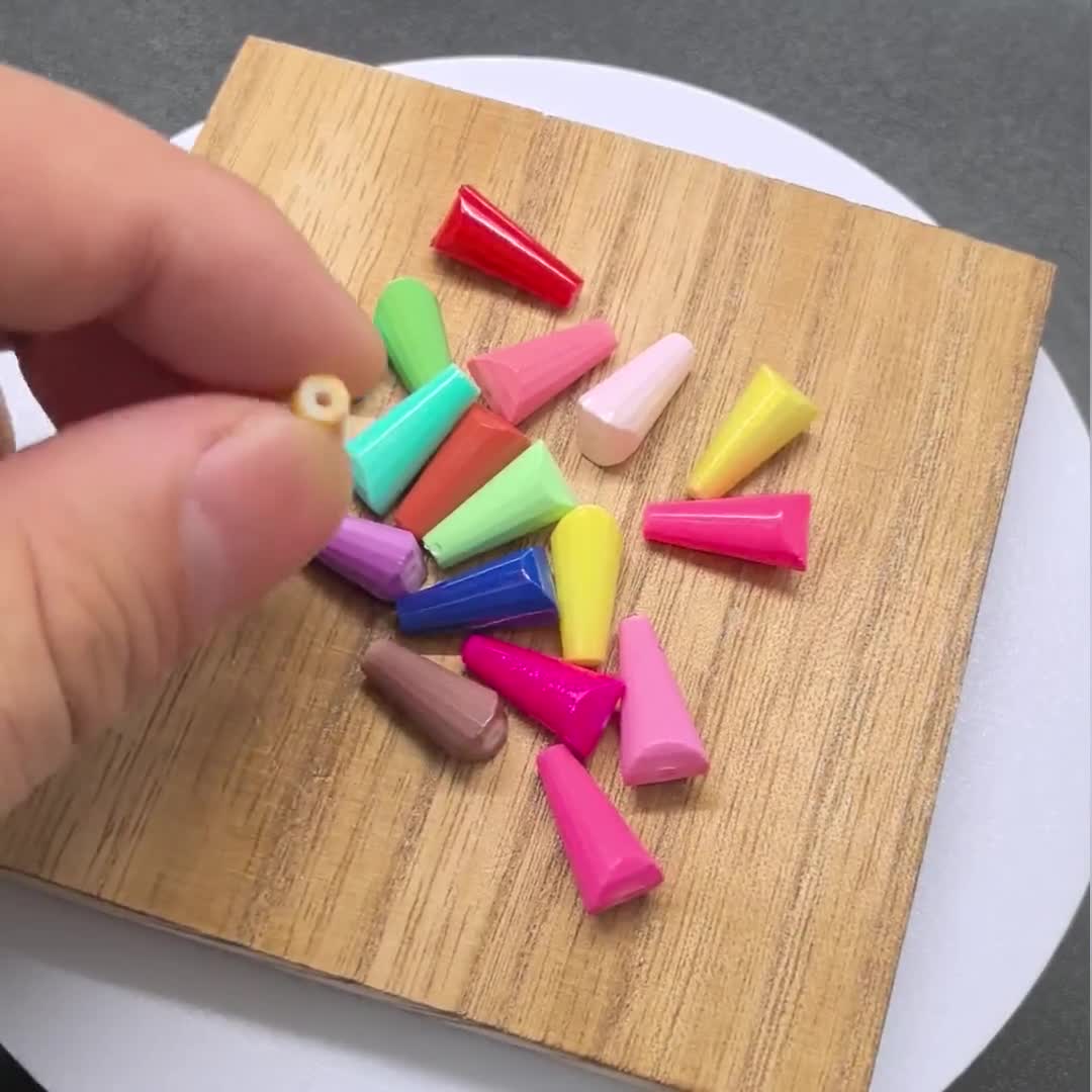 10個 15 x 8 mm ドロップコーンシェイプ ファセットコーティング