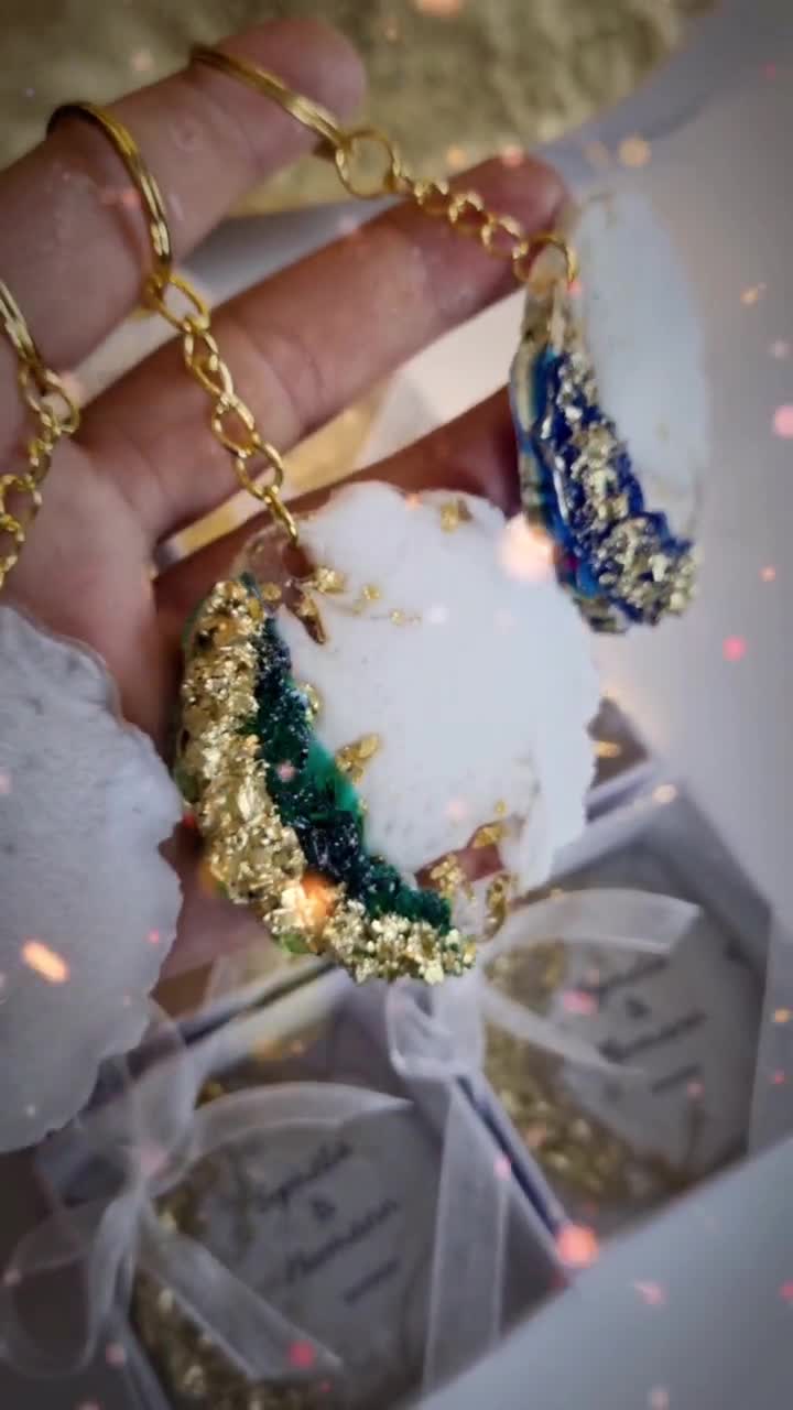 Set Regalo Per Colleghi - Portachiavi Quadrifoglio, Penna Legno E Biglietto Auguri - Foto 7