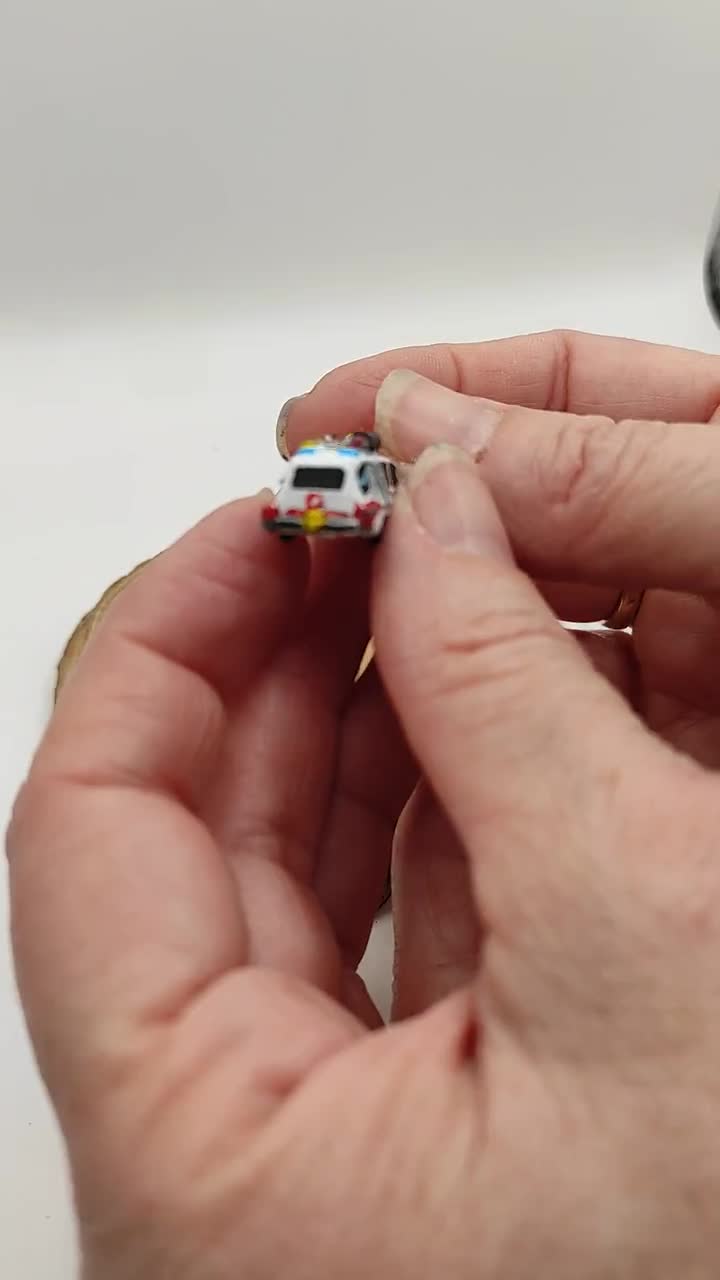 GHOSTBUSTERS Car miniature, N-GAUGE, modern, Suitable for N-scale railways and dioramas, gifts, dollhouse, cakes DIY or painted. Z-gauge. video poster