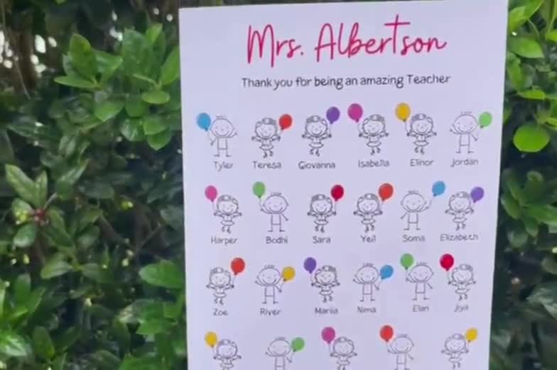 Tarjeta de agradecimiento personalizada para el profesor: Nombres de los alumnos (digital) video poster