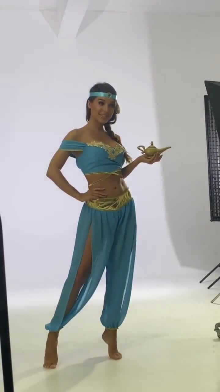 Costume da principessa Jasmine / Costume da festa in stile cosplay /  Vestito operato dalla lampada magica di Aladino / Vestito da costume carino da  donna adulta -  Italia