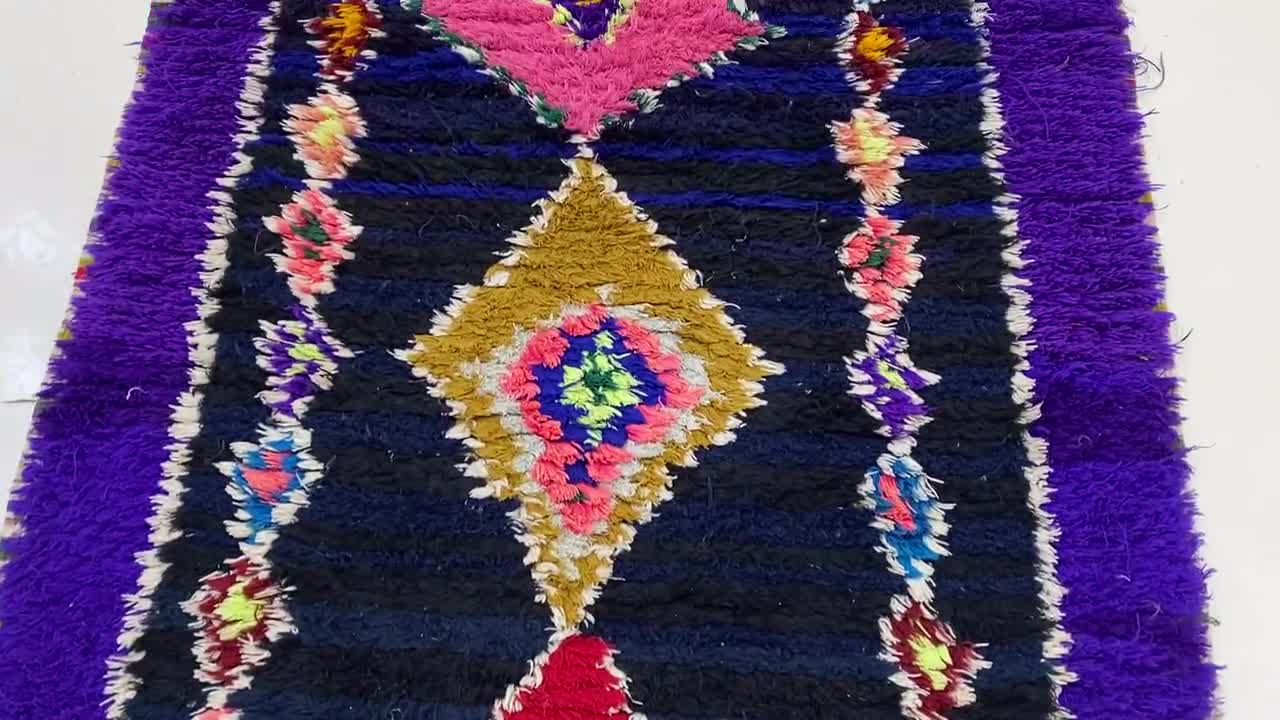 ヴィンテージ モロッコ ランナーラグ：カラフルなダイヤモンドデザイン