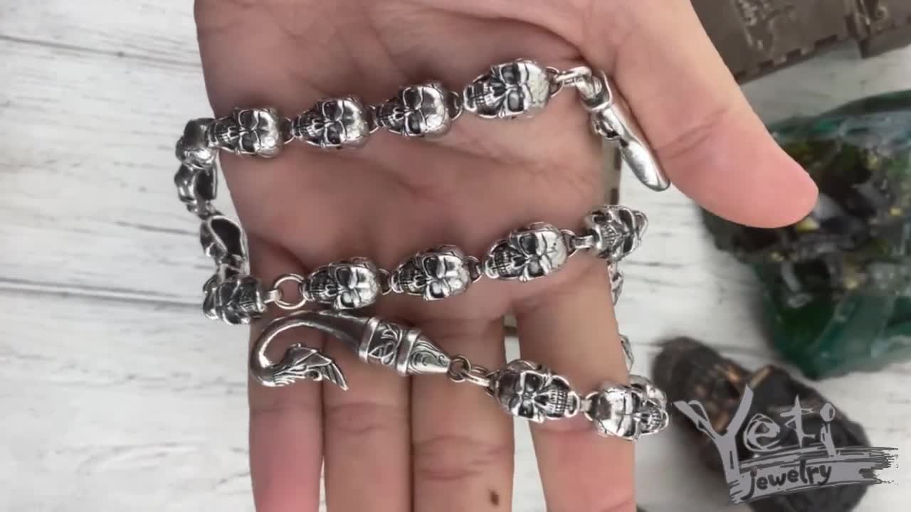Skull Biker Wallet Chain: Silver Accessory for Men's Pants