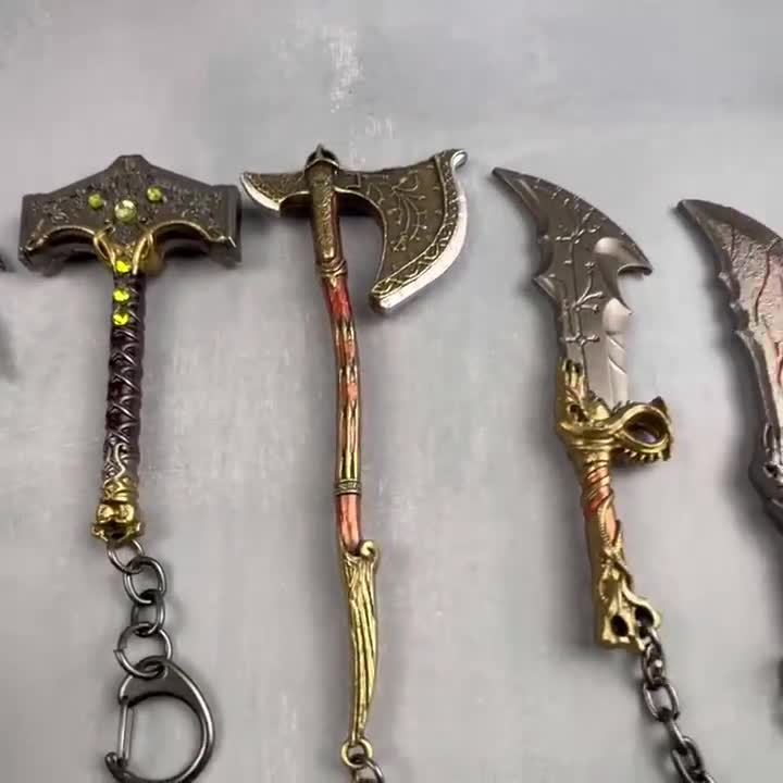 Game God of War 5 Ragnarok Keychains Thor's Hammer Mjolnir Kratos Blades of  Exile Leviathan Axe Weapon Pendant Keyring Jewelry