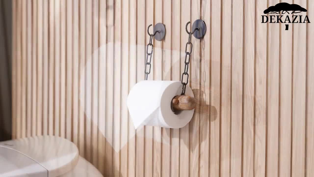 Ronds de serviette = rouleaux papier wc + burlap + épingles ange.