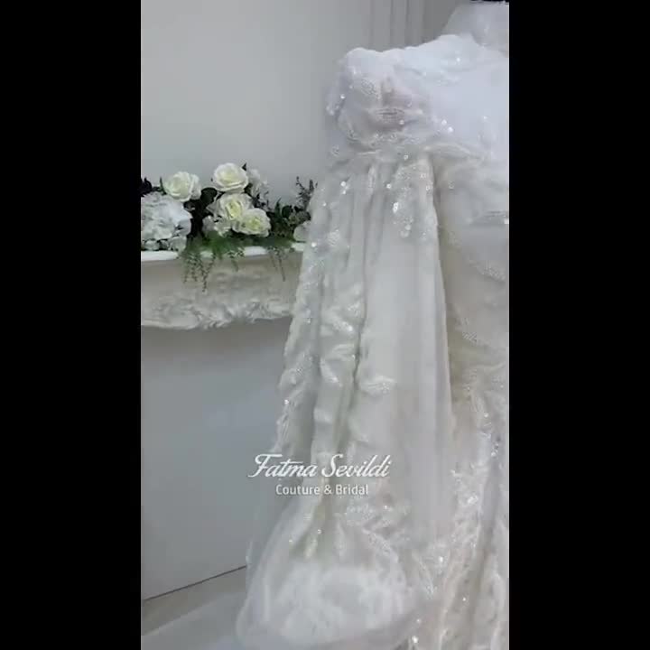 Buy Veillace Hijab Wedding Dress, Elegant Muslim Wedding Dress, Beaded Lace  Bridal Gown, White Wedding Dress, Islamic Dress, Long Sleeve Dress Online  in India 