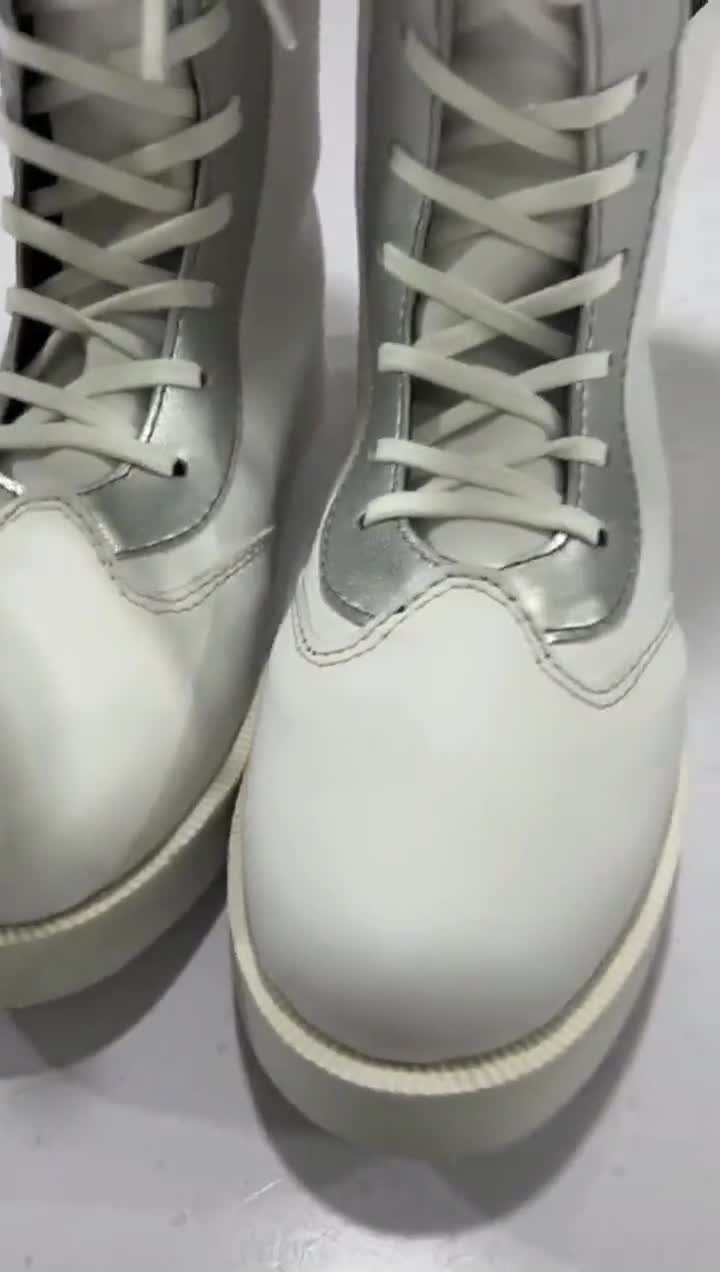 ホワイト系レザーコスチューム　シルバーエナメルコスチューム　シルバーブーツセット メタリック 合皮レザー ニーハイ ソックス レッグウォーマー