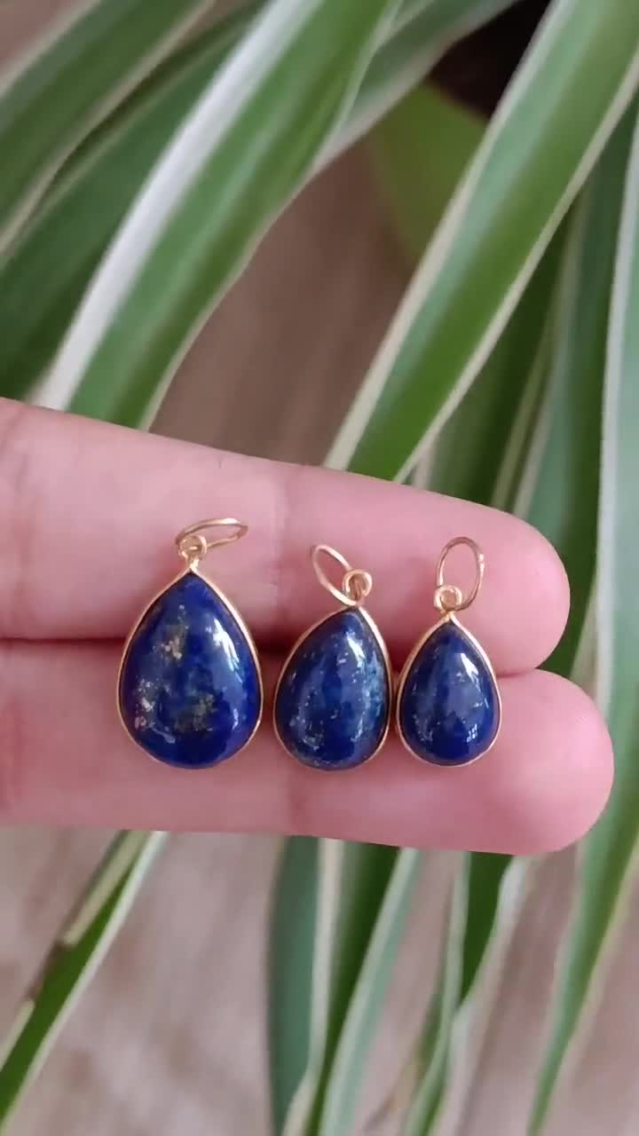 KINSHU GEMS - Colgante Chapado En Oro Con Lapislázuli De 7,25 Ratti Y 6,25 Quilates, Certificado Natural, Suelto, Para Hombres Y Mujeres, Piedra Preciosa Suelta Chapada En Oro, Lapislázuli