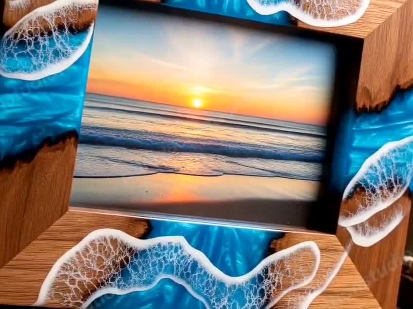 Handmade Metallic Blue Resin Wood Picture Frame: Modern Photo