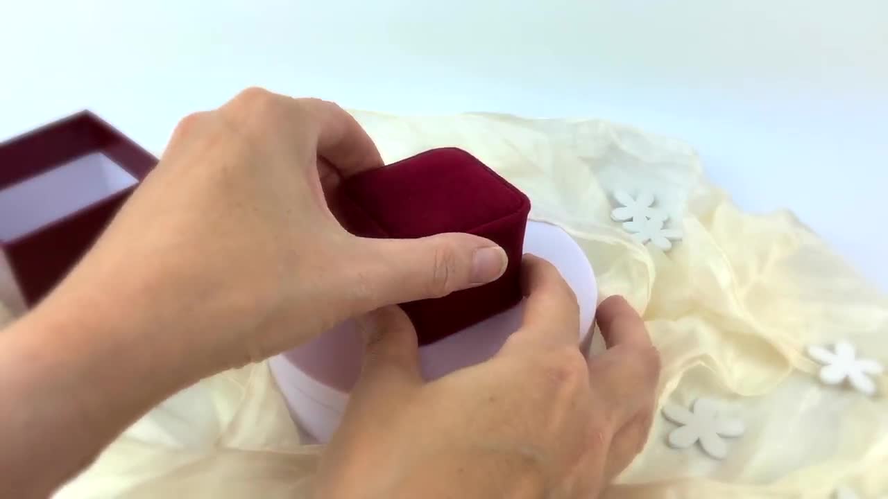 Boîte à bague VOSAREA LED en forme de cœur en velours pour mariage