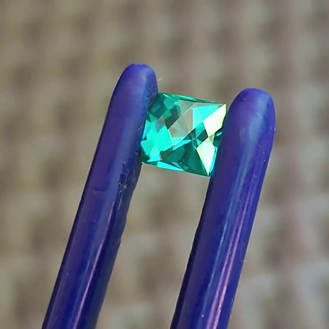 YAG Yttrium Aluminum Garnet Ceramic Lab Created Blue Green Paraiba