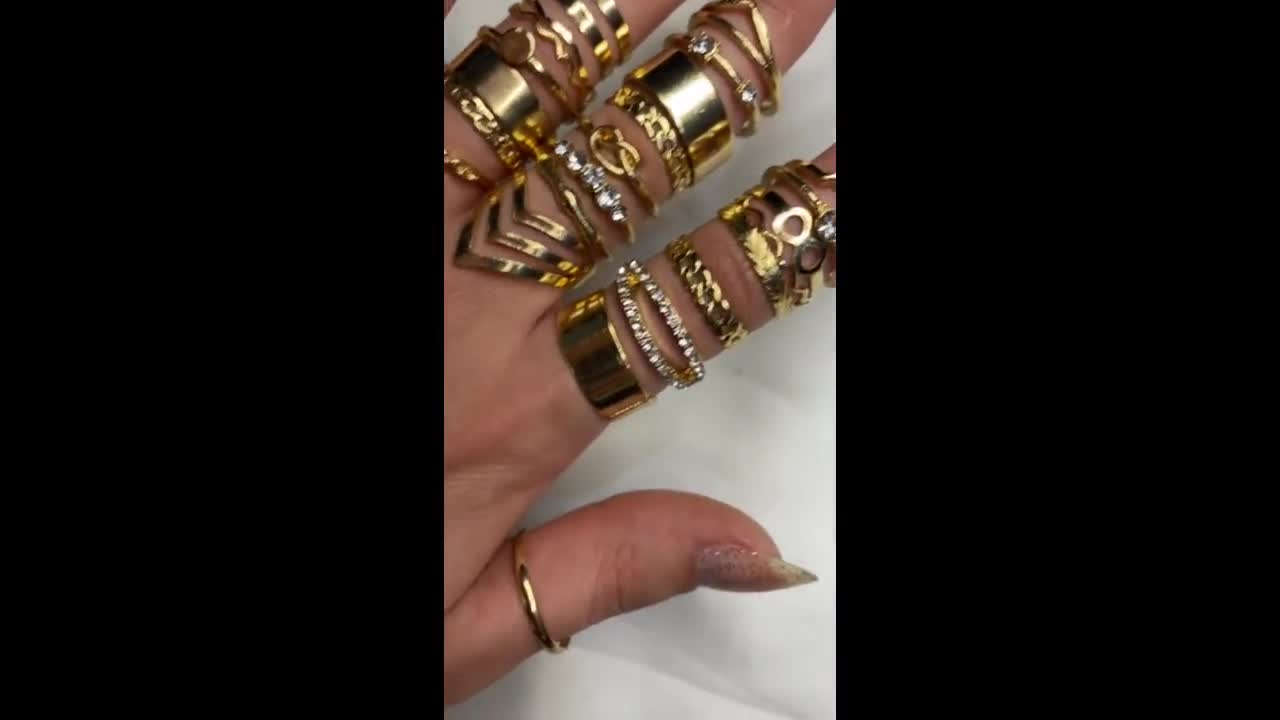 30PCS Gold Stackable Ring Set: Boho Minimalist Midi Rings video poster