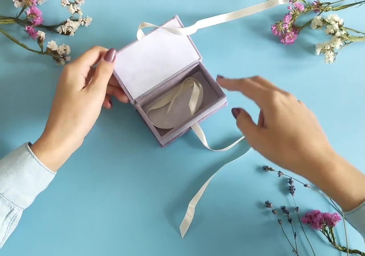 Amazon.com: Meiidoshine Christmas Money Box for Gift Pull