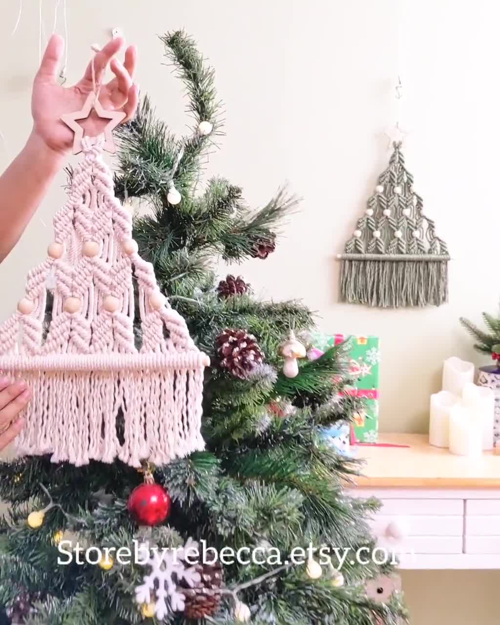 Wrapping Paper Christmas Trees - Let's Craft with ModernMom - 12 Days of  Christmas (Day 3) 