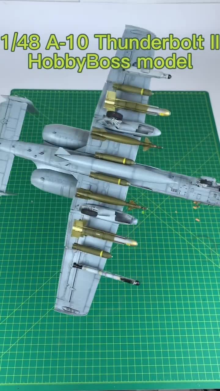 A-10 Thunderbolt II 1/48スケールモデル USAF A-10 Thunderbolt II - 1/48 Scaled Ratio Pro Built Model