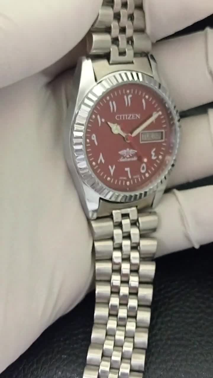 Vintage Refurbished Citizen Automatic 8200 Japan Mens Day/date