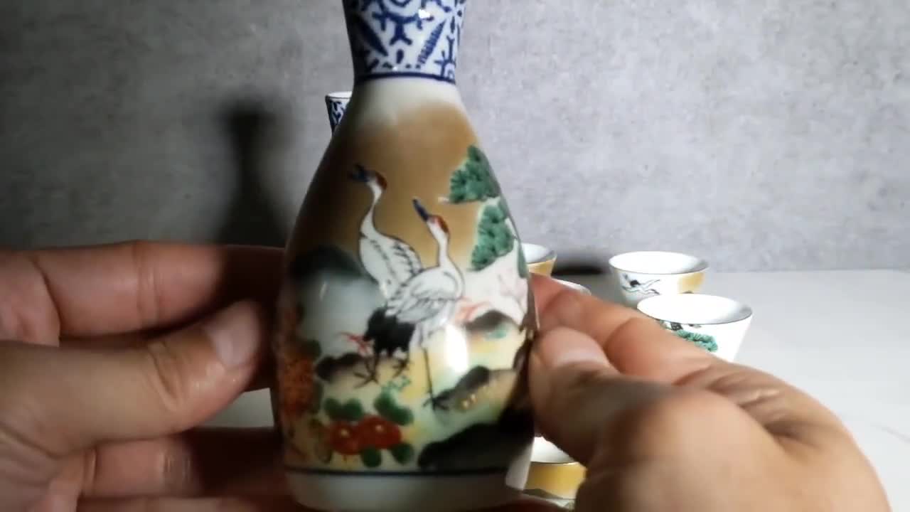 工芸品 Flower base Sake bottle Karatsu-yaki 工芸品 Flower base Sake bottle Karatsu-yaki Flower Base Sake