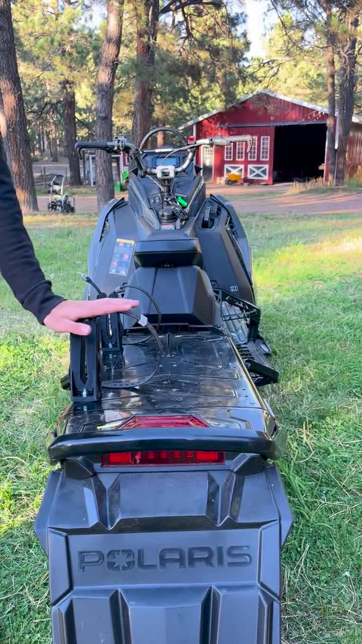 Ski - Ski-Doo LinQ Mount video poster