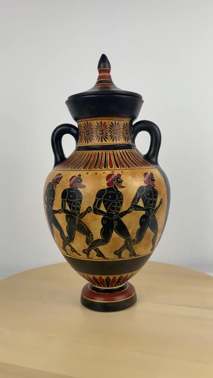 古代ギリシャの花瓶のレプリカ - 黒像式パナシナイコアンフォラ、女神