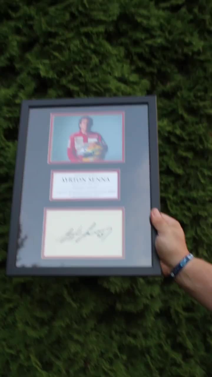 Ayrton Senna AUTOGRAPH DISPLAY CASE Unique Artwork Magic F1 Best