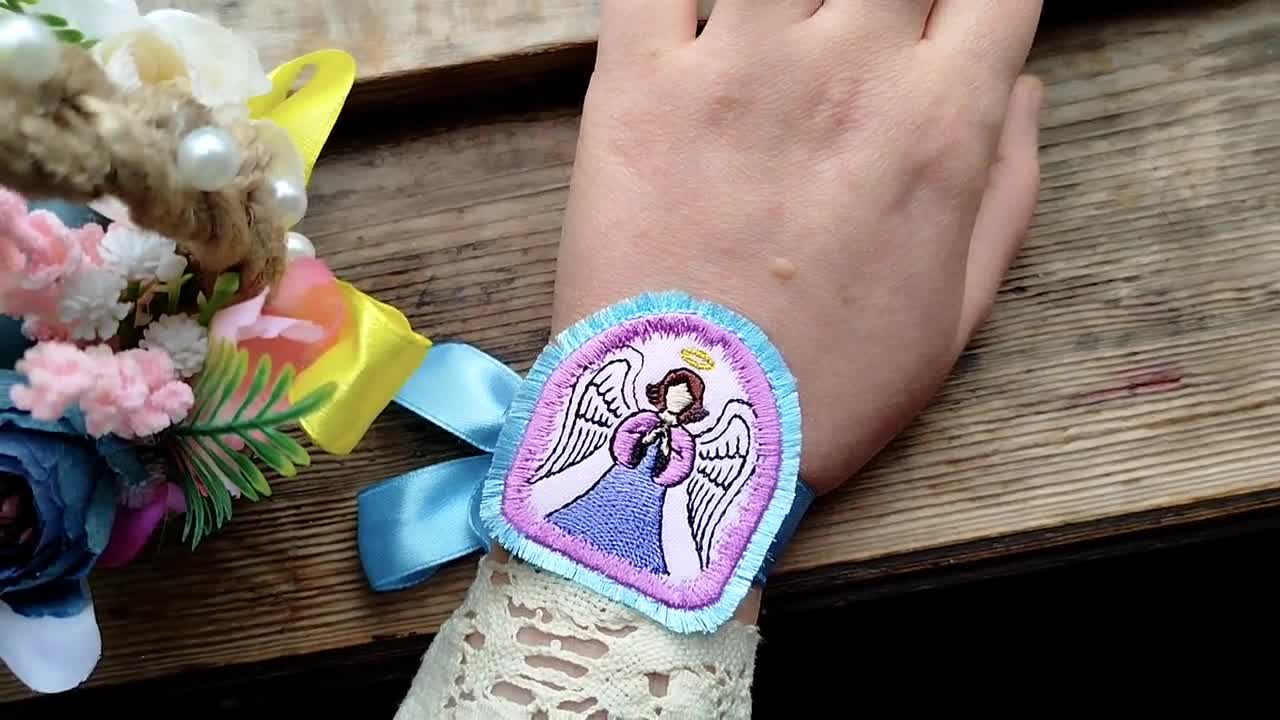 Diseño de bordado a máquina para pulsera de ángel ITH - Descarga instantánea video poster