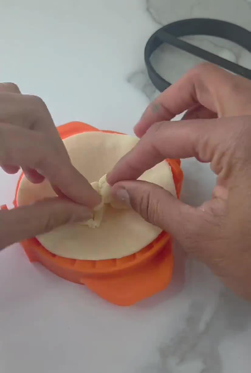 Kit Premium para Hacer Empanadas con Sello de Logotipo Personalizado / Prensa para Empanadas + Cortador + 5 Sellos / Kit de Inicio para Negocio de Comida / Juego para Hacer Dumplings video poster