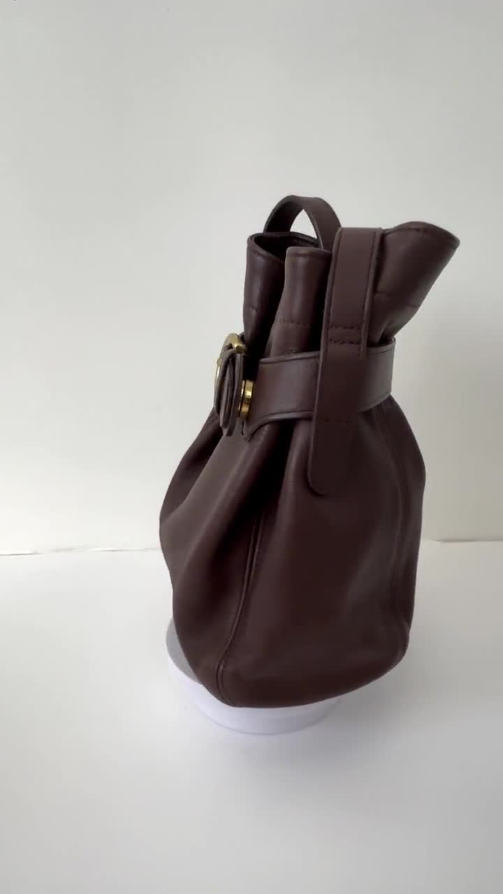 バッグ old coach 4156 belted pouch mahogany 90s Coach Vintage Belted Pouch Bag 4156 Mahogany With Brass - SOHO