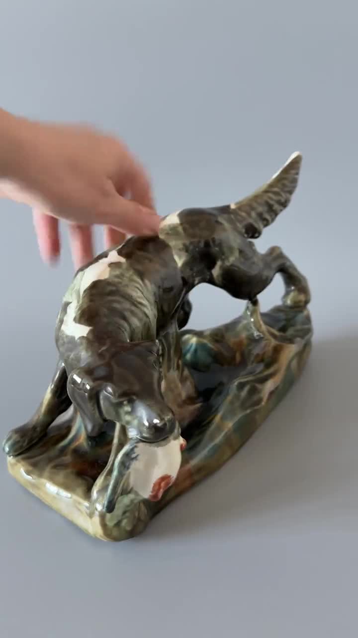 ヴィンテージ ソビエト製 磁器製猟犬置物 | 1980年代 ソ連製 デスク