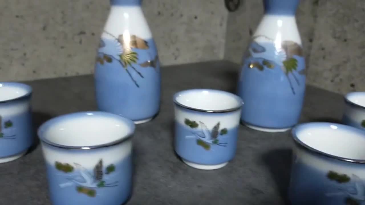Japanese Handcrafted Goldfish Ceramic Sake Set - MASU