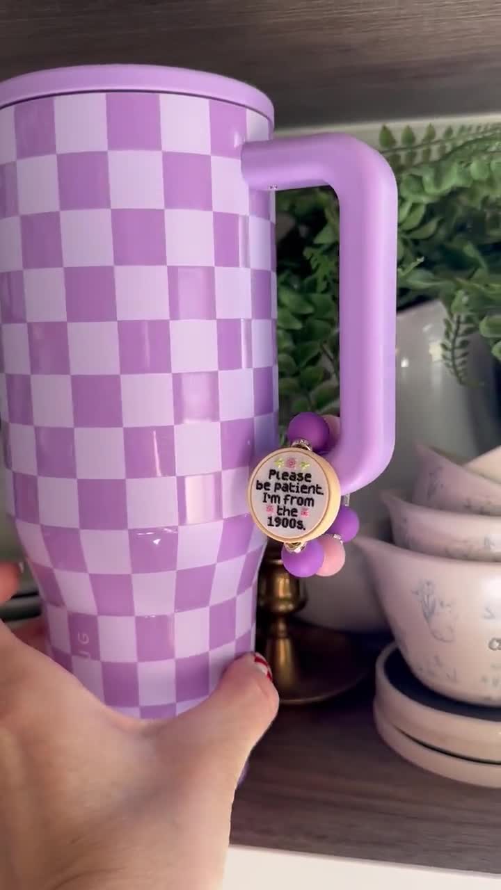 Divertida figura de Stanley/Hydrojug/Tumbler de los años 90 video poster