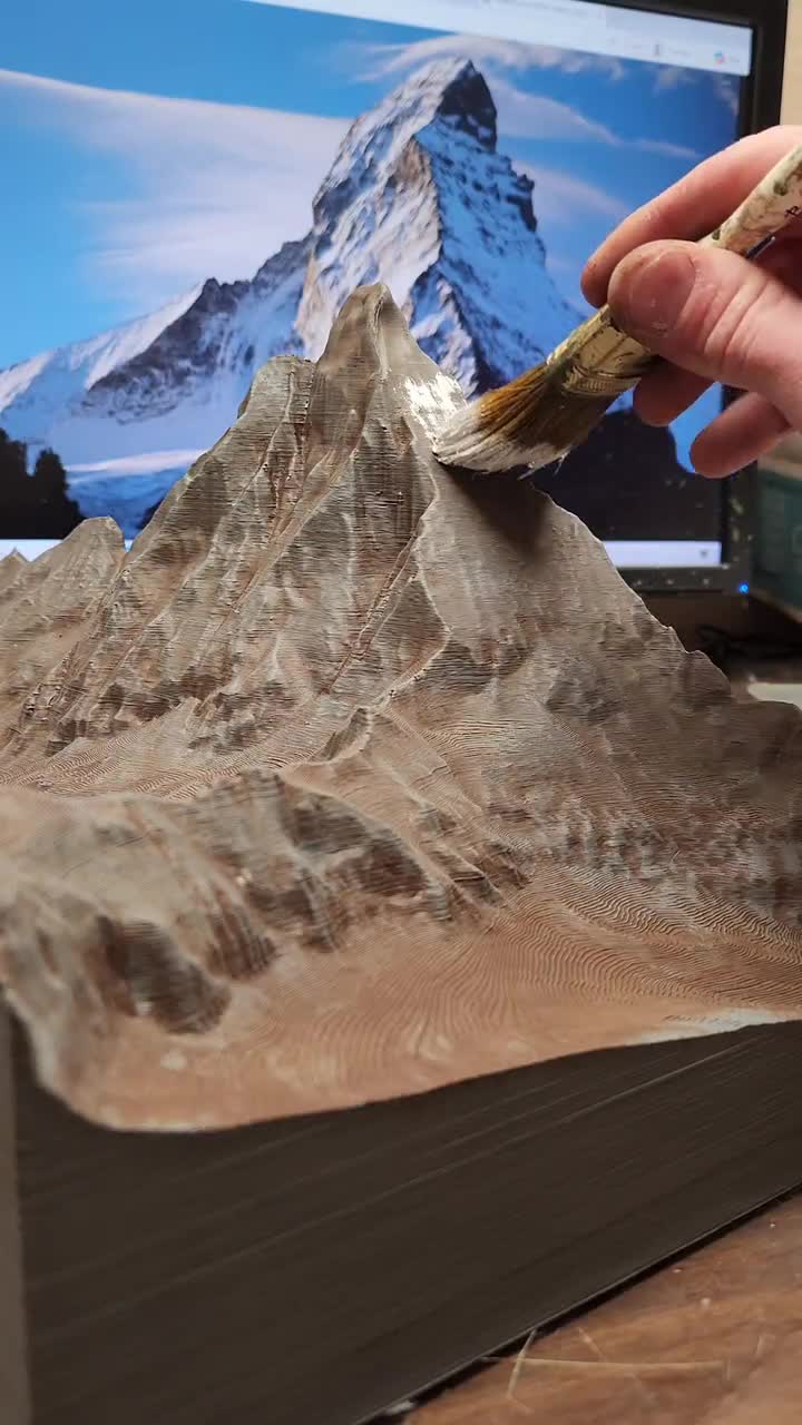 マッターホルンモデル - 塗装済み3Dプリント地形図、山岳アート装飾