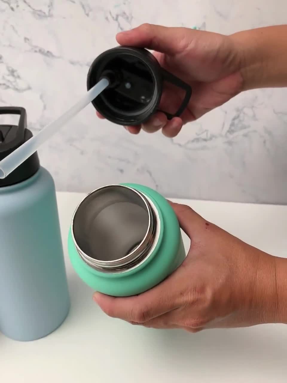 https://v.etsystatic.com/video/upload/q_auto/bewell_32oz_bottle_1_uytjkm.jpg