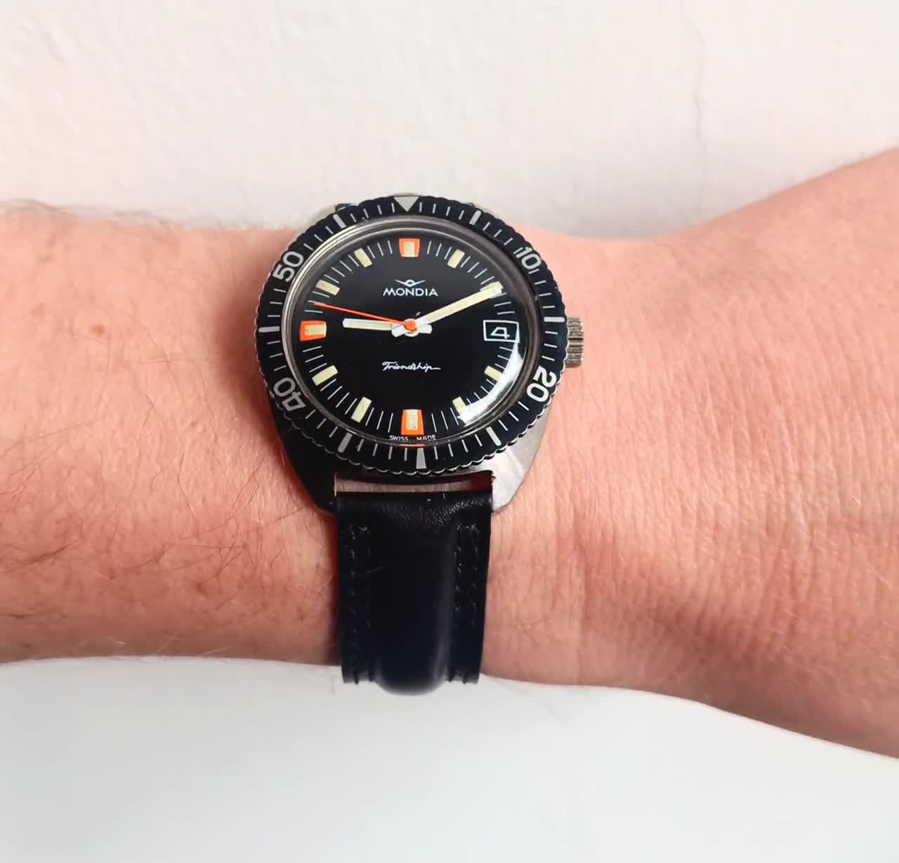 Mondia Friendship Diver Black Dial Watch - Etsy