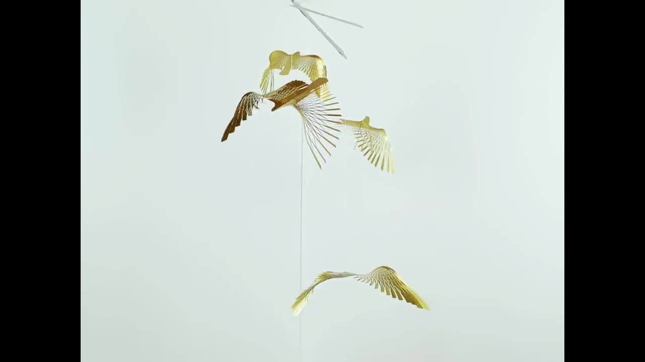 Large Bird Kinetic Sculpture, Golden Bird Hanging Metal Art, Brass Bird  Lover Gift, Hanging Bird Mobile Art 