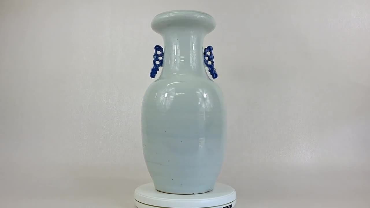 鳥と花が描かれた中国のアンティーク花瓶 // 青と白 - 清朝 - 19世紀