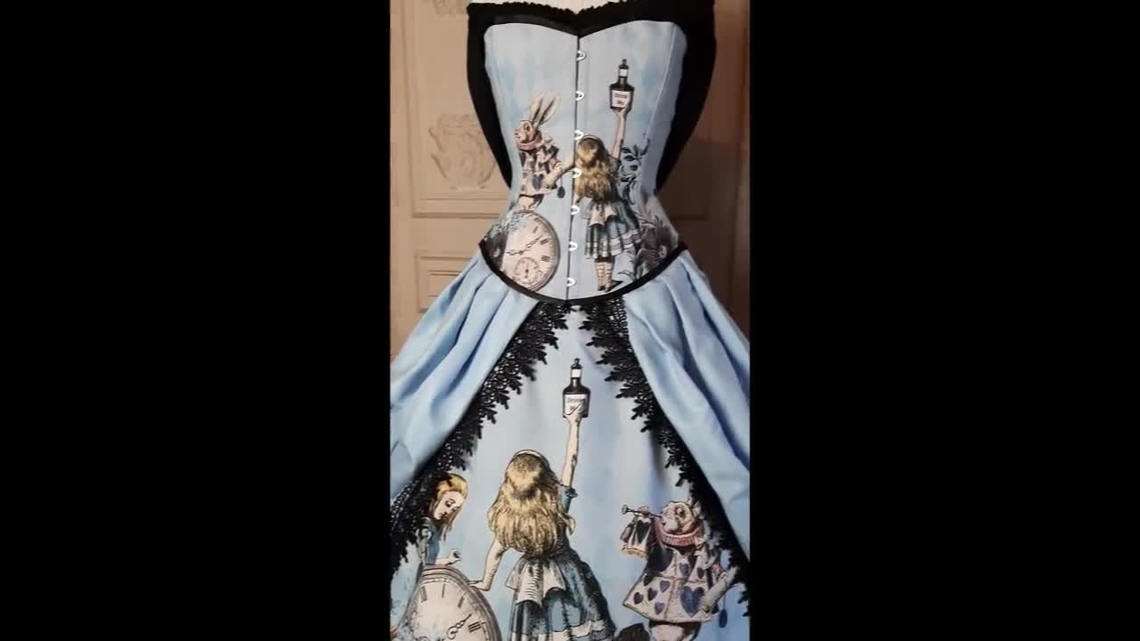 Making a Corset Cover for a Victorian Alice in Wonderland Cosplay