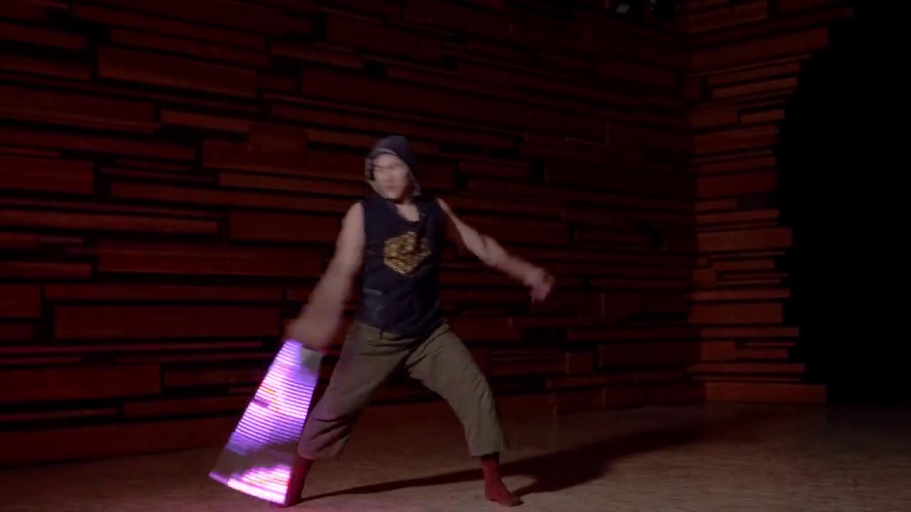 フルビジョンダンスワンド - パフォーマンスのための驚異的なLEDフル