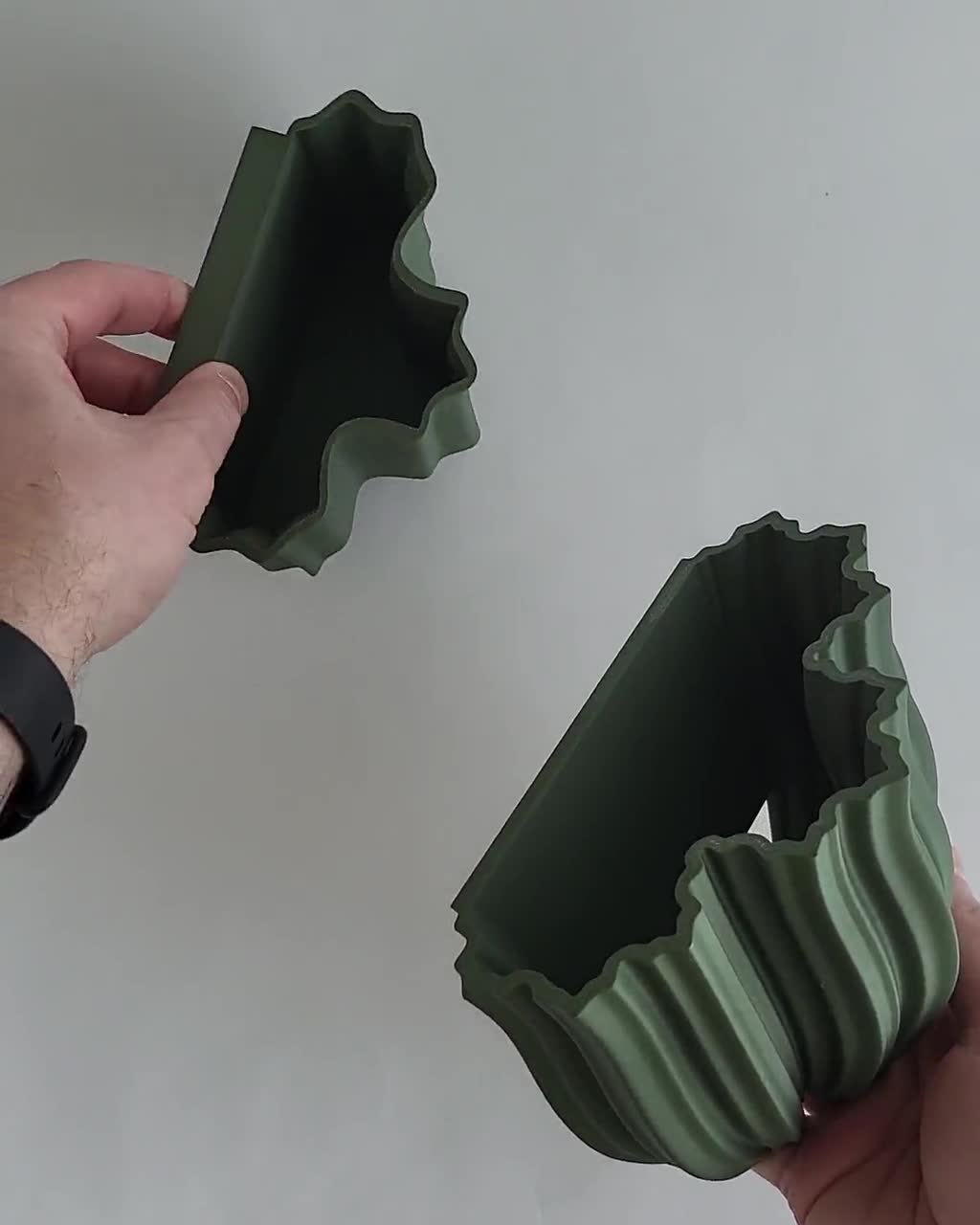 Elegant Wall Planter With Removeable Insert - Modern Indoor Garden